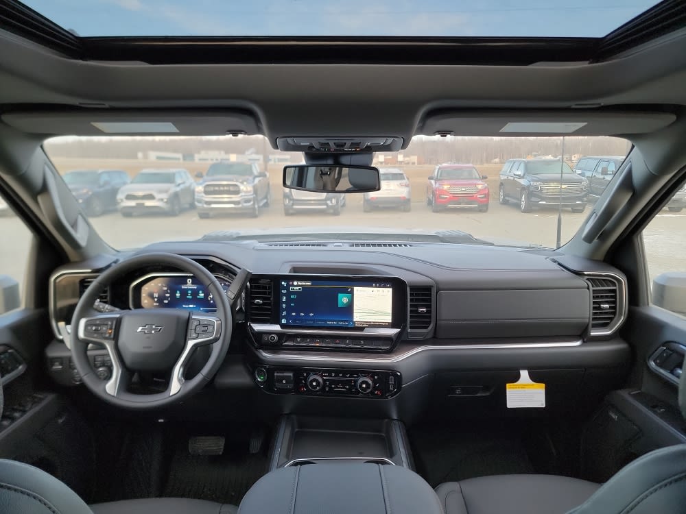 Thumbnail: 2026 Chevrolet Silverado 2500 - 9