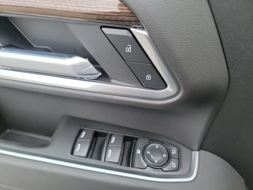 Thumbnail: 2026 Chevrolet Silverado 3500 - 20