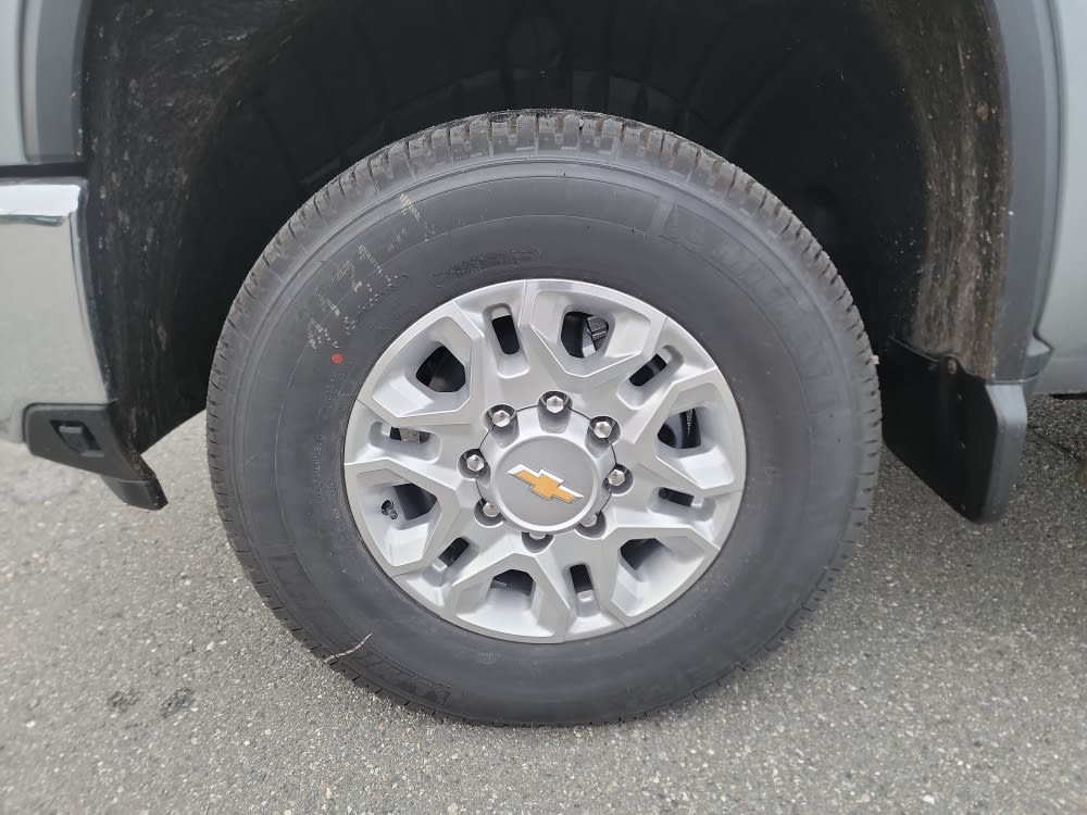 Thumbnail: 2026 Chevrolet Silverado 3500 - 7