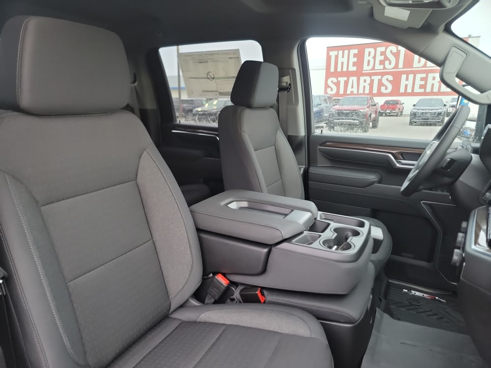 Thumbnail: 2026 Chevrolet Silverado 3500 - 10