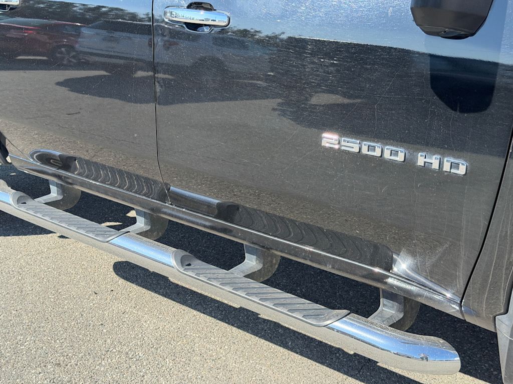 Thumbnail: 2020 Chevrolet Silverado 2500 - 28