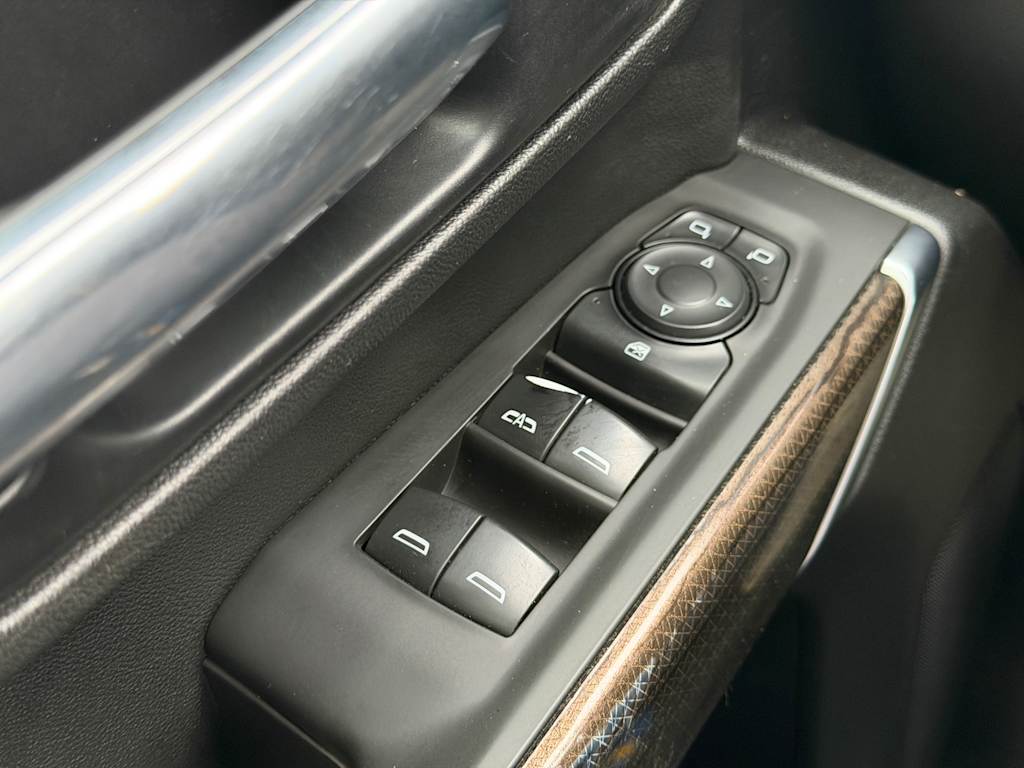 Thumbnail: 2021 Chevrolet Silverado 3500 - 14