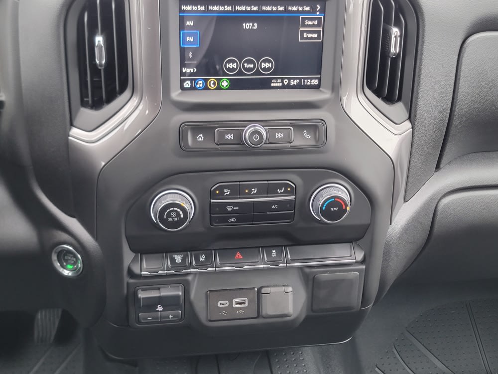 Thumbnail: 2025 Chevrolet Silverado 3500 - 21