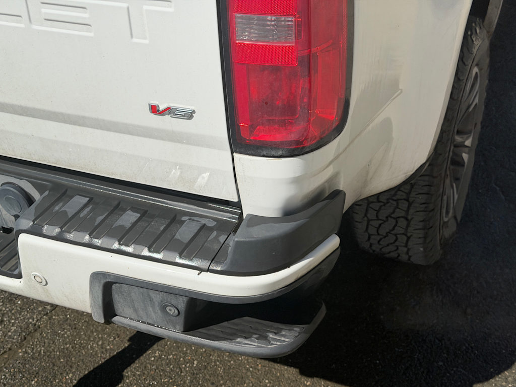 Thumbnail: 2021 Chevrolet Colorado - 21