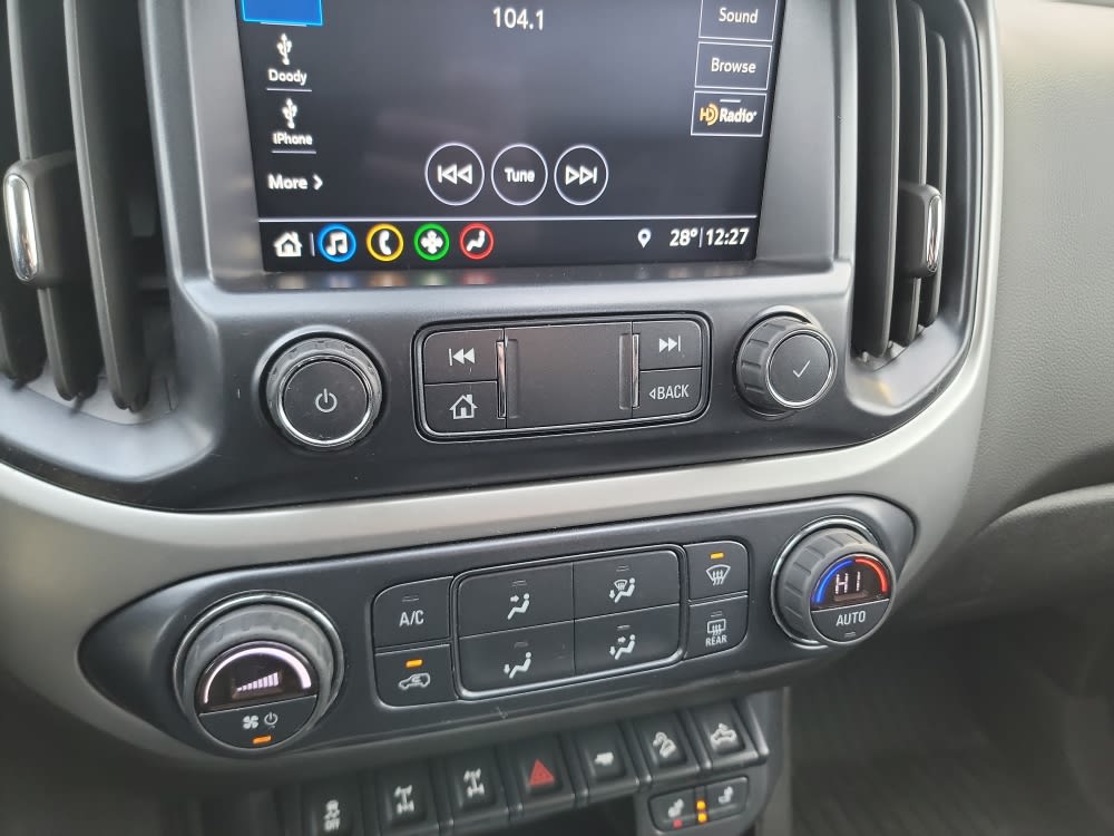 Thumbnail: 2019 Chevrolet Colorado - 23