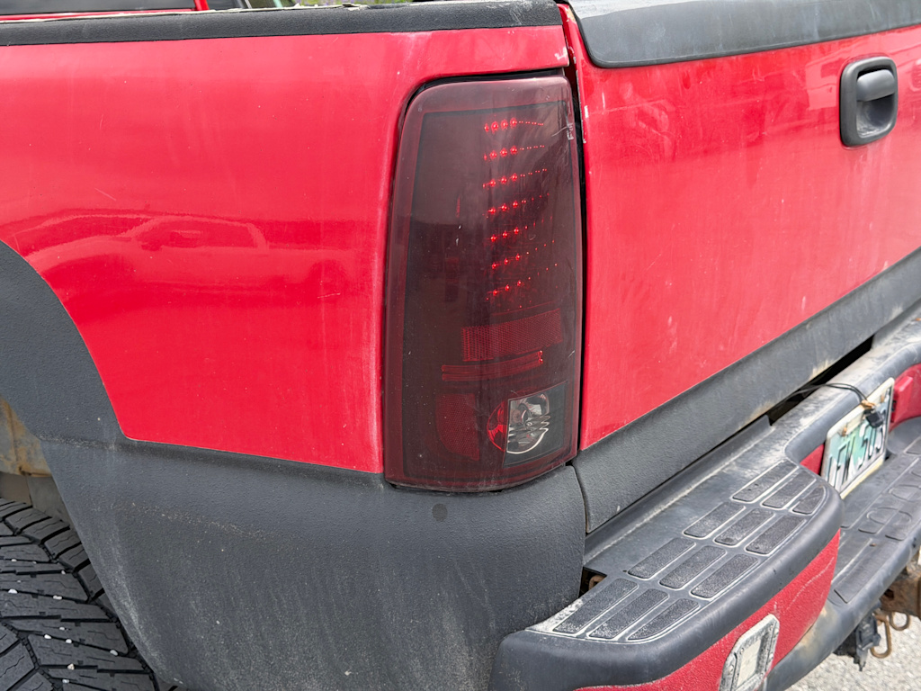 Thumbnail: 2005 Chevrolet Silverado 2500 - 13