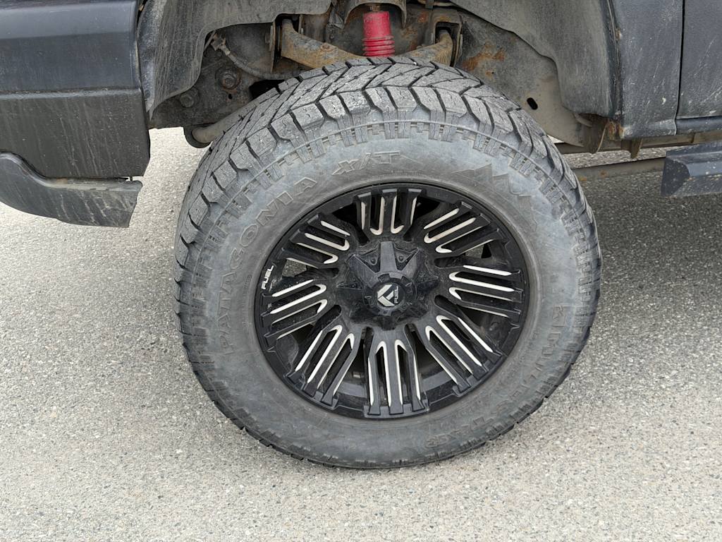 Thumbnail: 2005 Chevrolet Silverado 2500 - 14