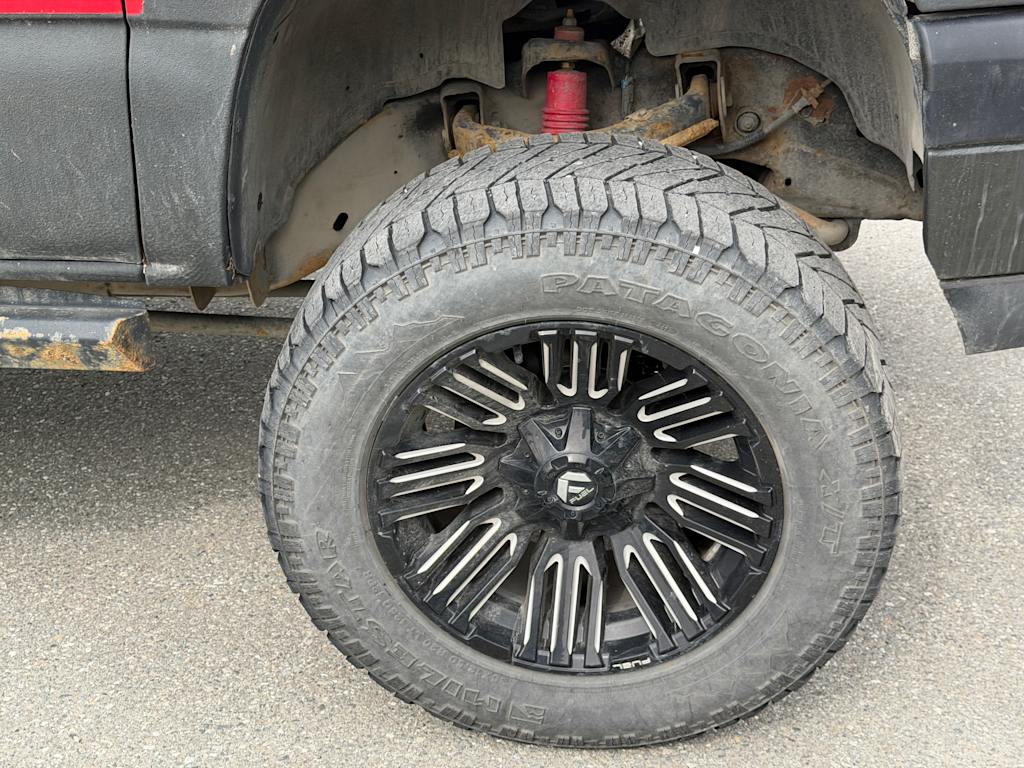 Thumbnail: 2005 Chevrolet Silverado 2500 - 18