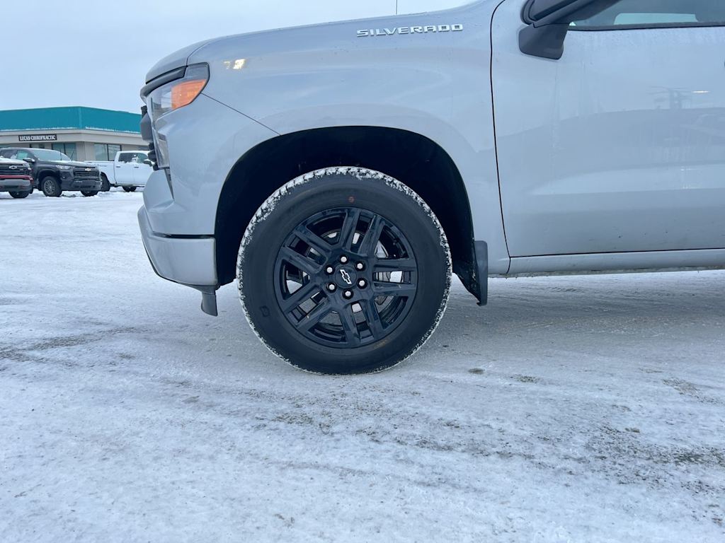 2023 Chevrolet Silverado 1500 Custom 5