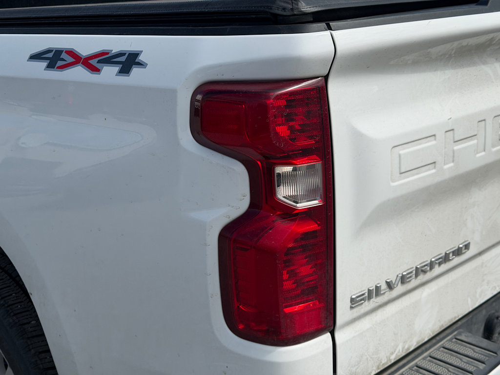 Thumbnail: 2022 Chevrolet Silverado 1500 - 12