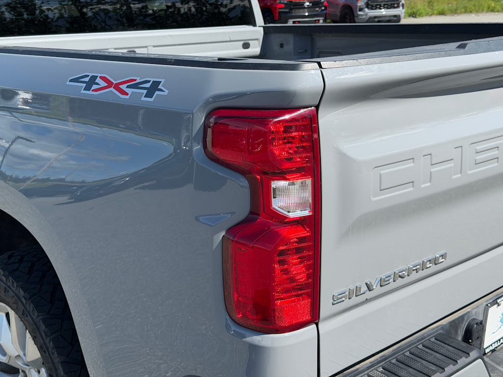 Thumbnail: 2024 Chevrolet Silverado 1500 - 20