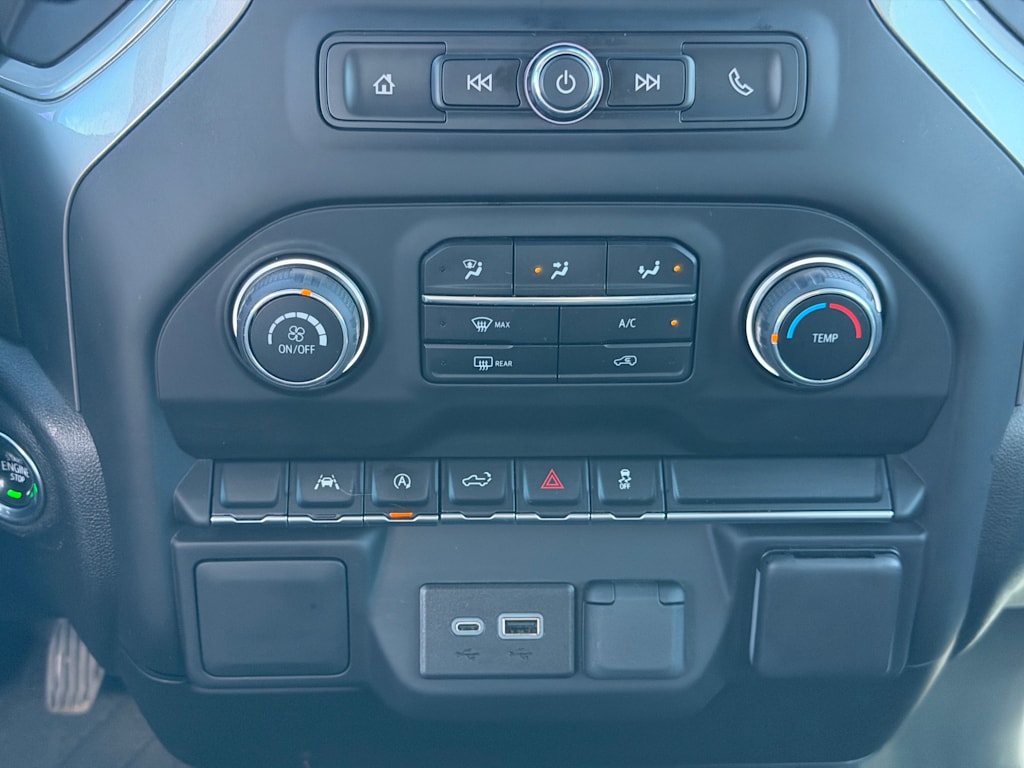 Thumbnail: 2024 Chevrolet Silverado 1500 - 22