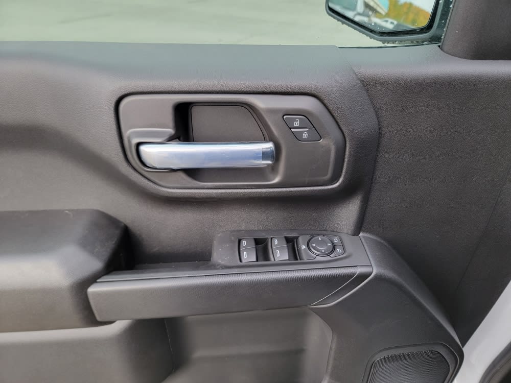 Thumbnail: 2025 Chevrolet Silverado 1500 - 22