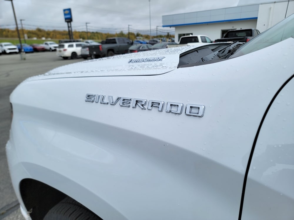 Thumbnail: 2025 Chevrolet Silverado 1500 - 8