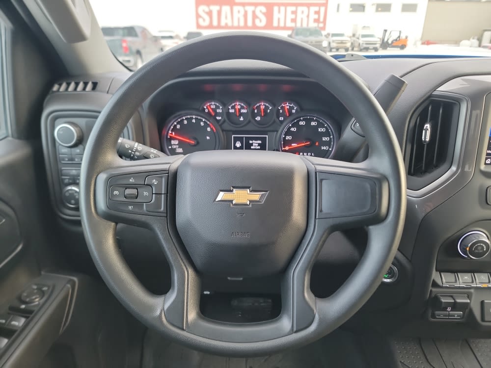 Thumbnail: 2025 Chevrolet Silverado 1500 - 2