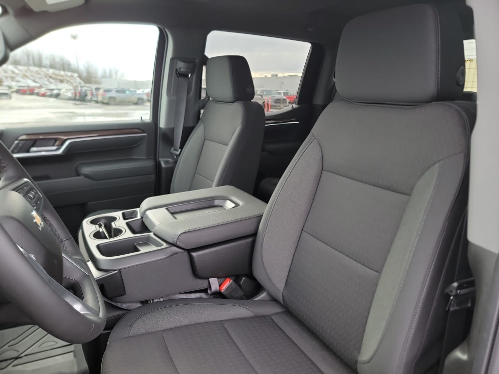 Thumbnail: 2026 Chevrolet Silverado 1500 - 10