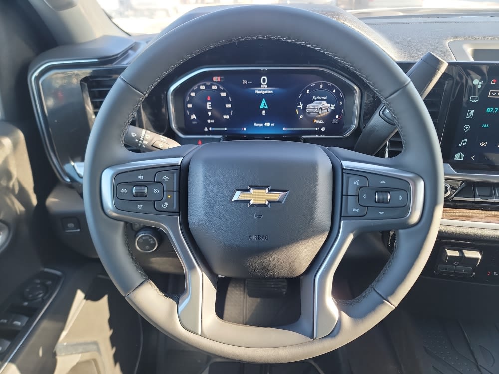 Thumbnail: 2026 Chevrolet Silverado 1500 - 2