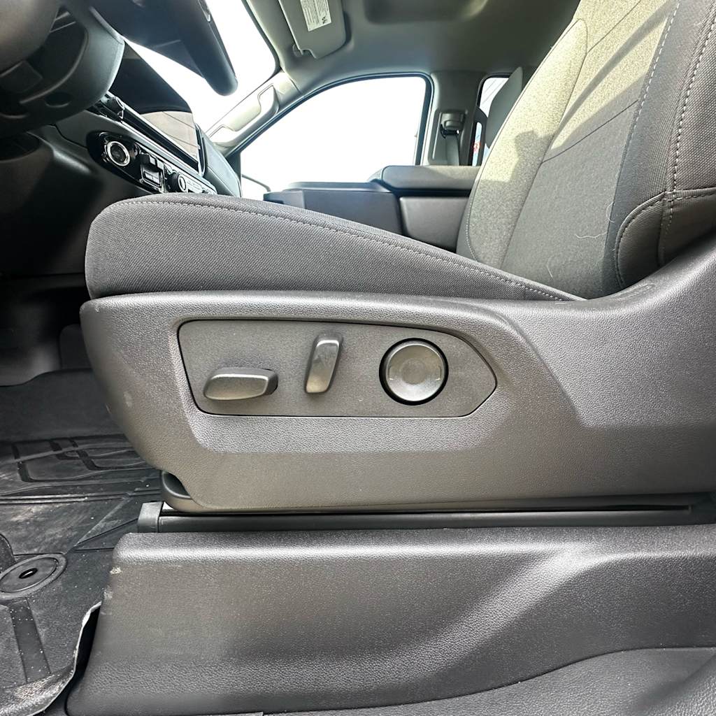 Thumbnail: 2025 Chevrolet Silverado 1500 - 20