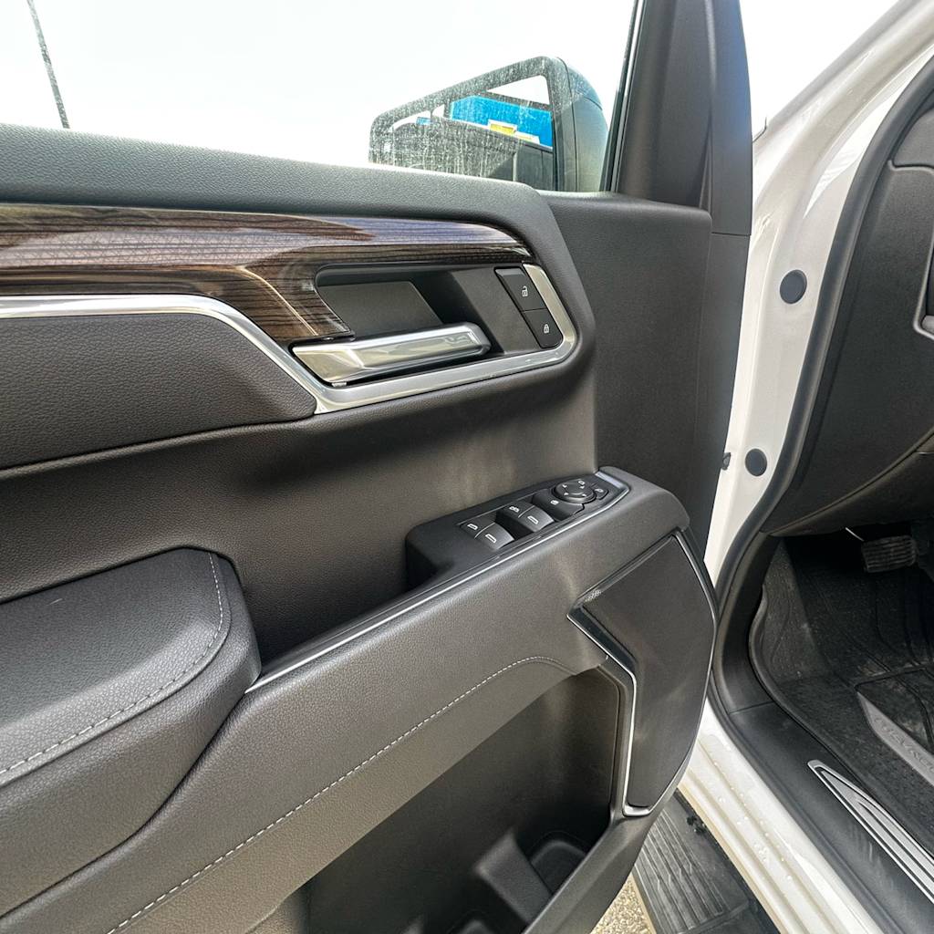 Thumbnail: 2025 Chevrolet Silverado 1500 - 19