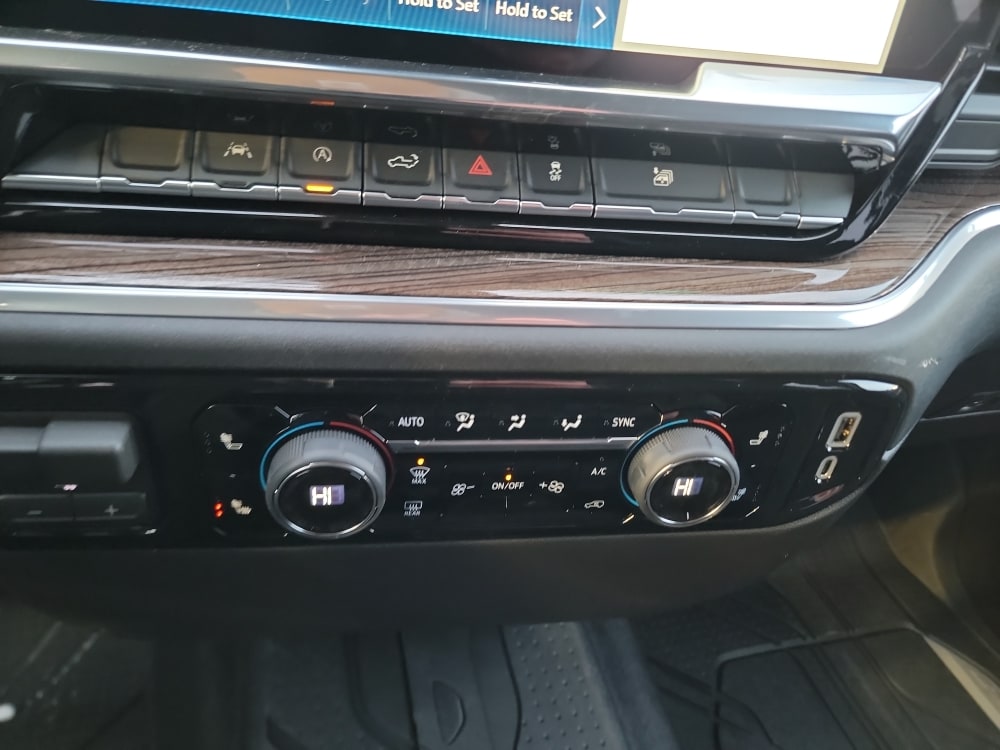 Thumbnail: 2026 Chevrolet Silverado 1500 - 22