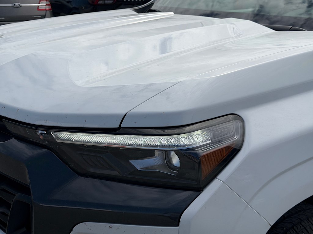 Thumbnail: 2024 Chevrolet Colorado - 16