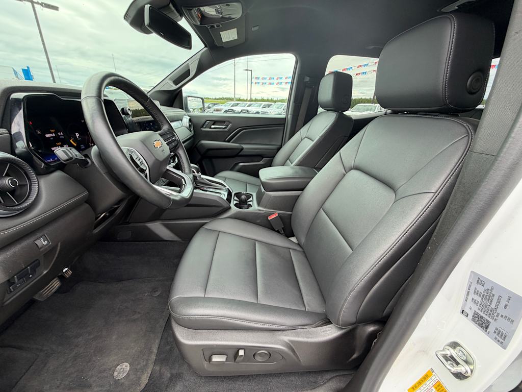 Thumbnail: 2024 Chevrolet Colorado - 9