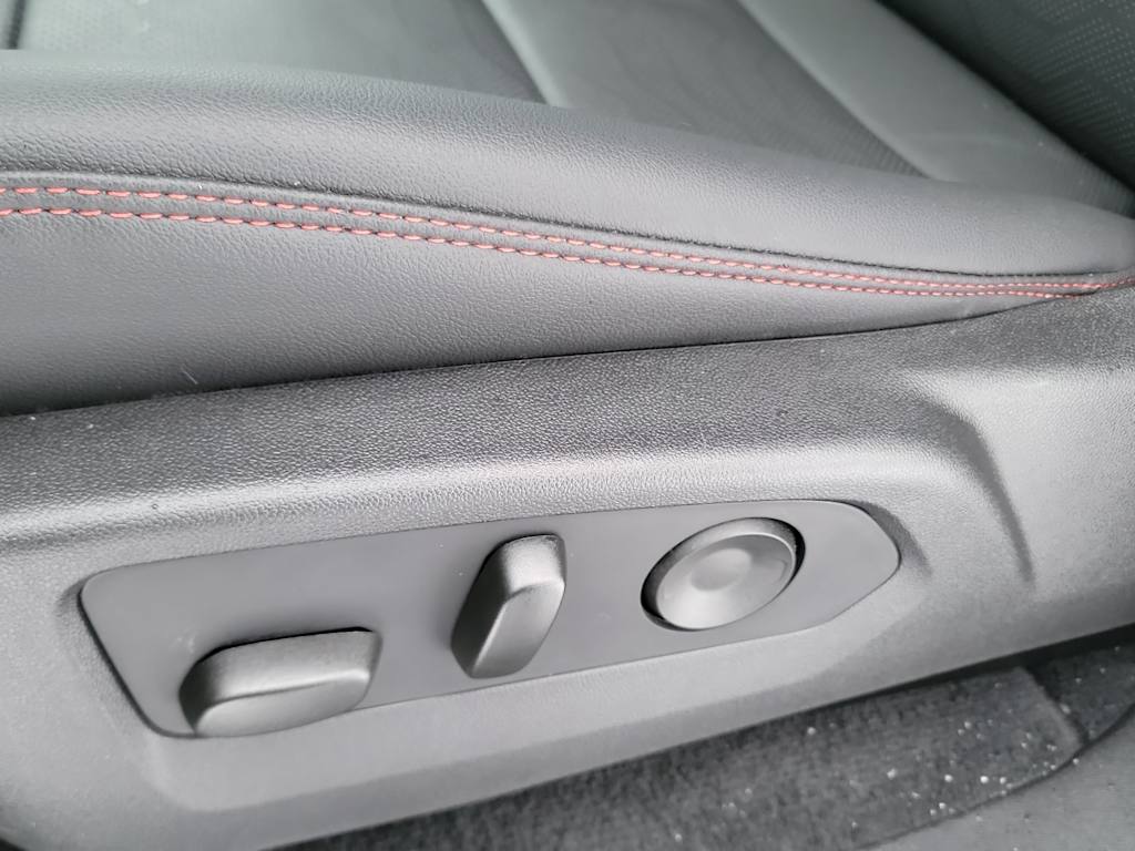 Thumbnail: 2025 Chevrolet Colorado - 22