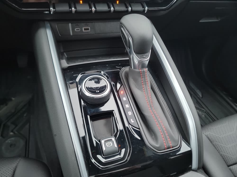 Thumbnail: 2025 Chevrolet Colorado - 13