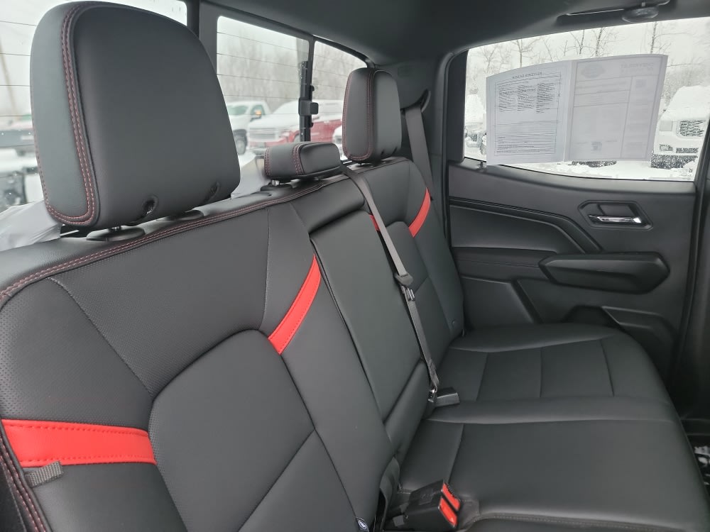 Thumbnail: 2025 Chevrolet Colorado - 11