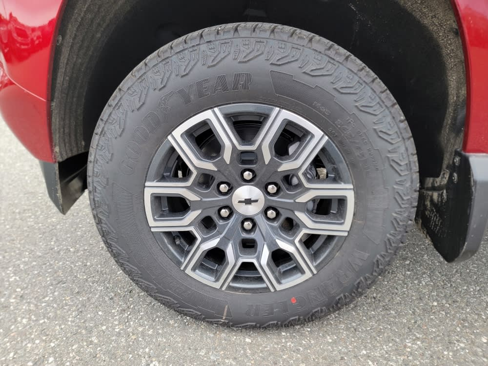 Thumbnail: 2026 Chevrolet Colorado - 8