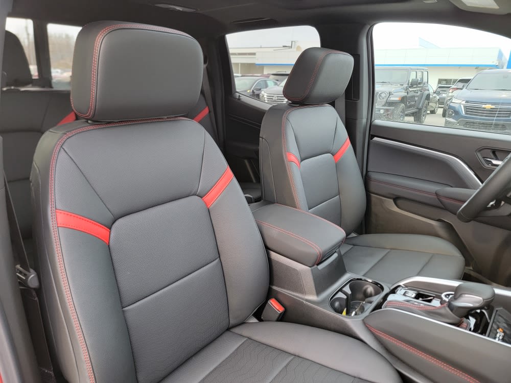 Thumbnail: 2026 Chevrolet Colorado - 11