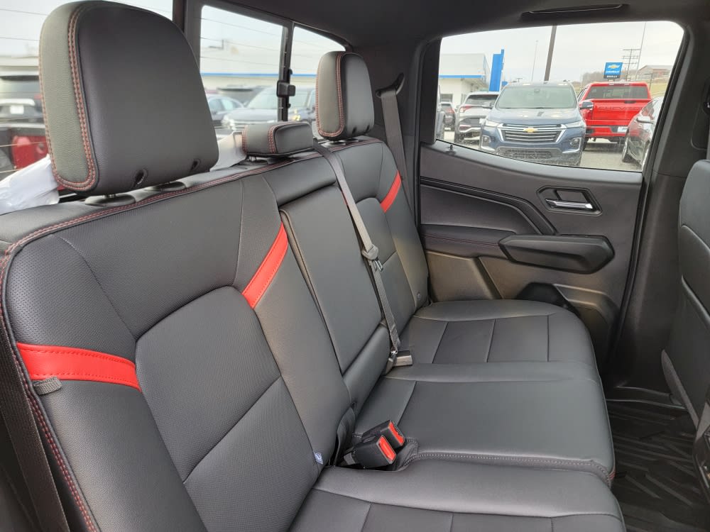 Thumbnail: 2026 Chevrolet Colorado - 12