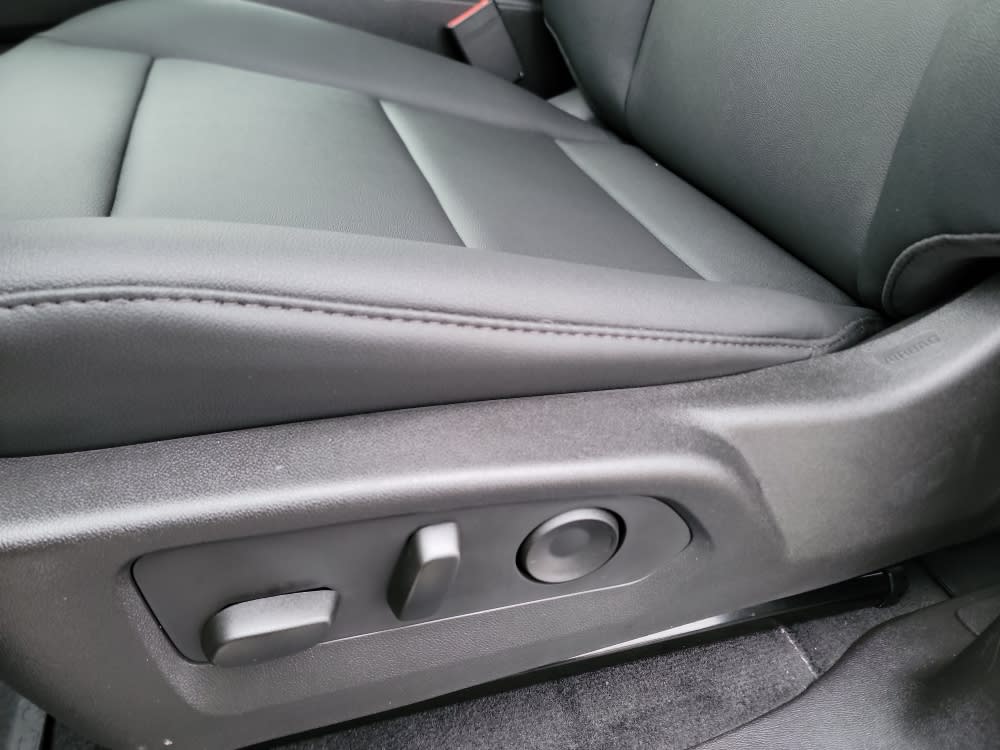 Thumbnail: 2026 Chevrolet Colorado - 23