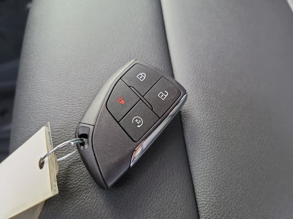 Thumbnail: 2026 Chevrolet Colorado - 17