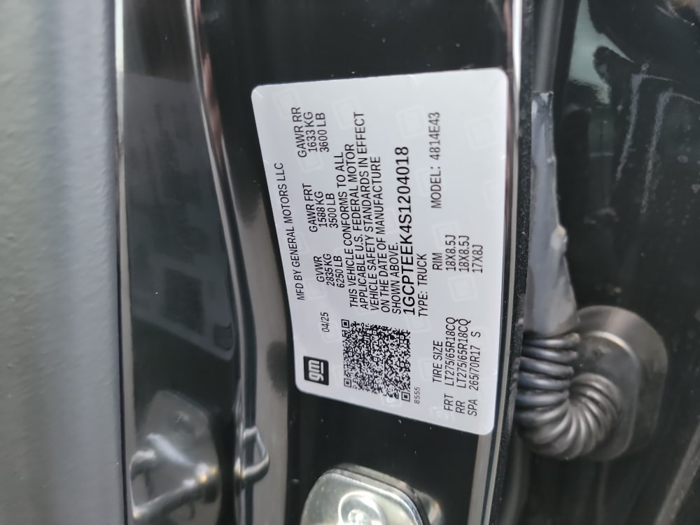 Thumbnail: 2025 Chevrolet Colorado - 18