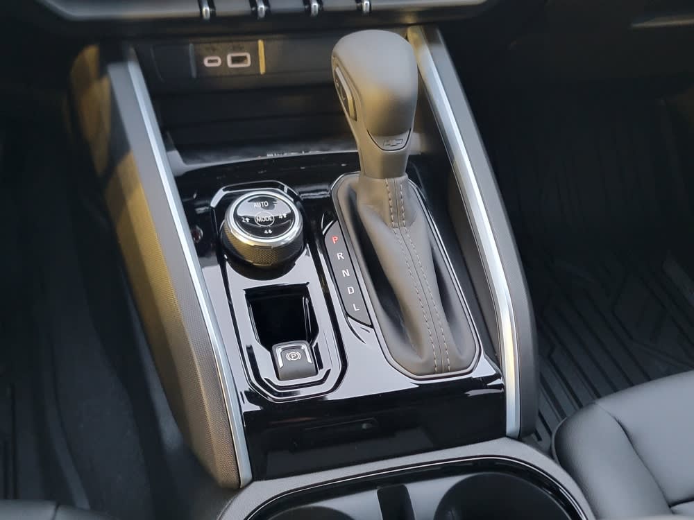 Thumbnail: 2026 Chevrolet Colorado - 14