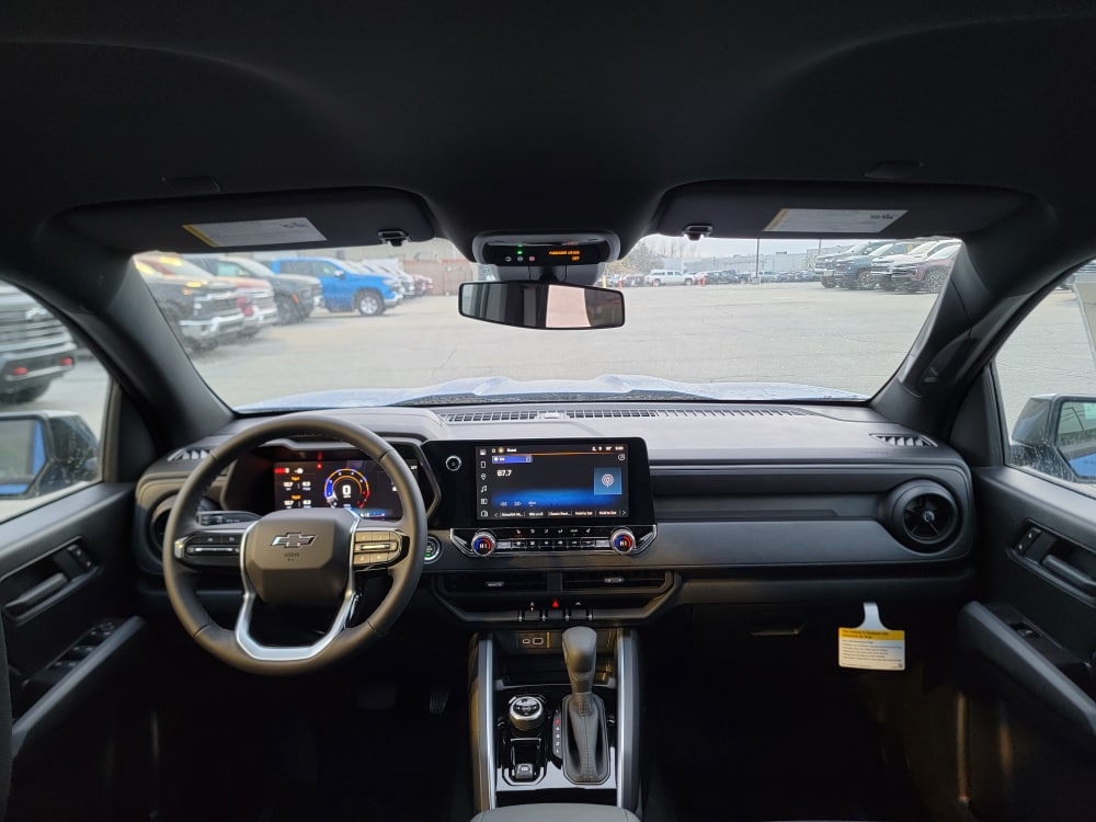 Thumbnail: 2026 Chevrolet Colorado - 9