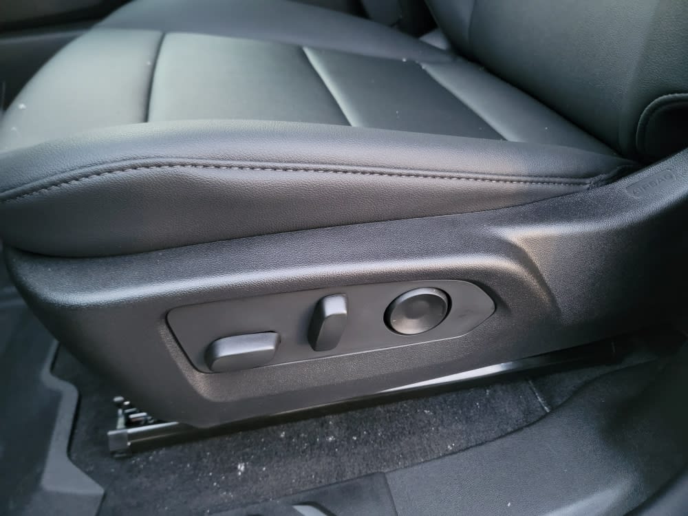 Thumbnail: 2026 Chevrolet Colorado - 23