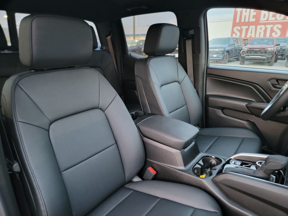 Thumbnail: 2026 Chevrolet Colorado - 11