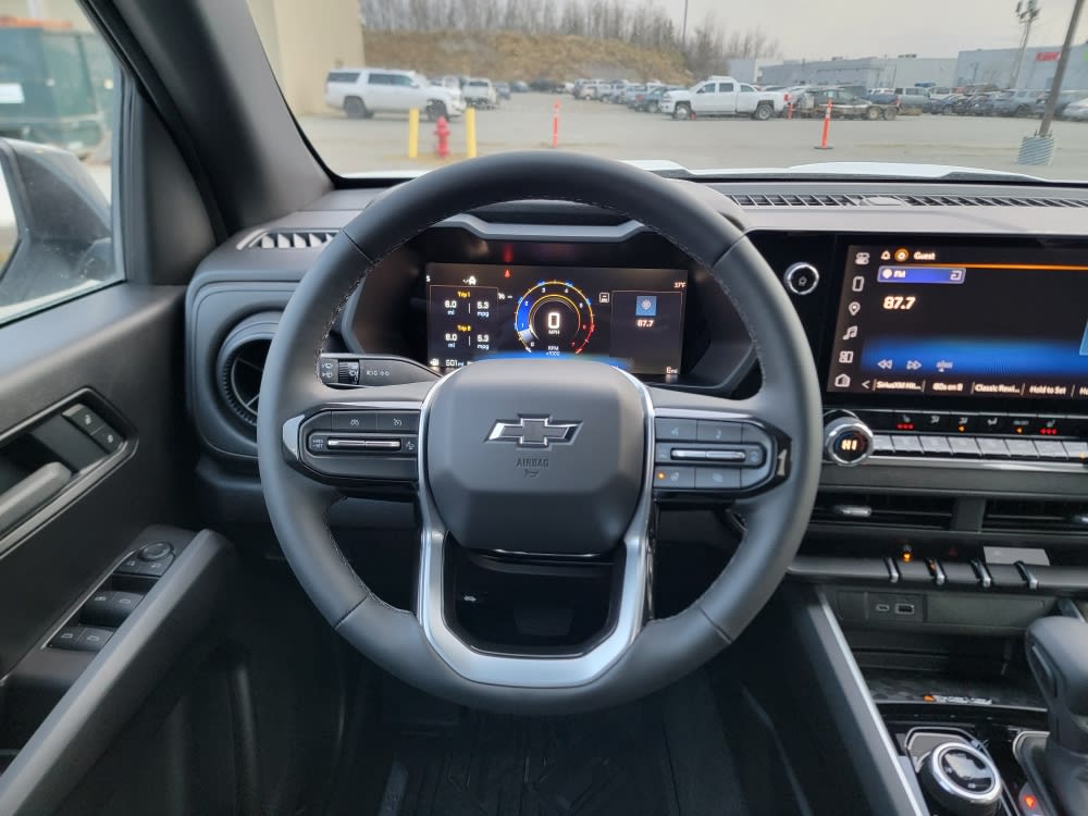 Thumbnail: 2026 Chevrolet Colorado - 2