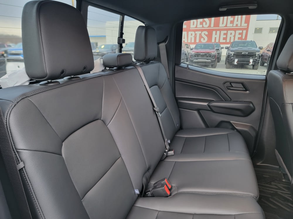 Thumbnail: 2026 Chevrolet Colorado - 12