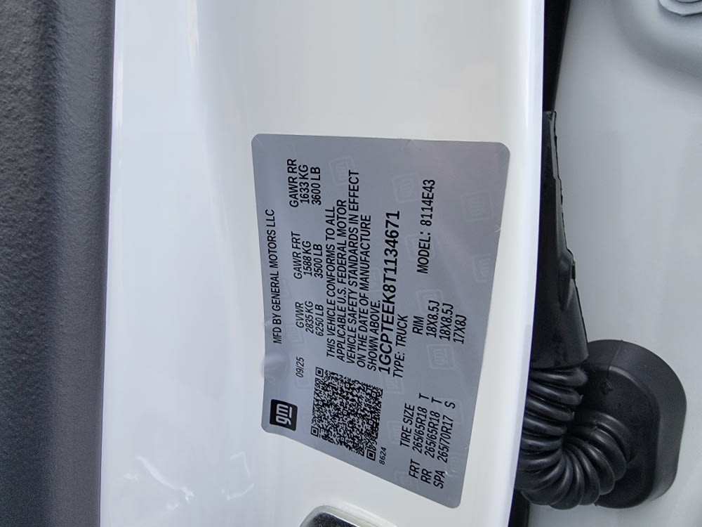 Thumbnail: 2026 Chevrolet Colorado - 18