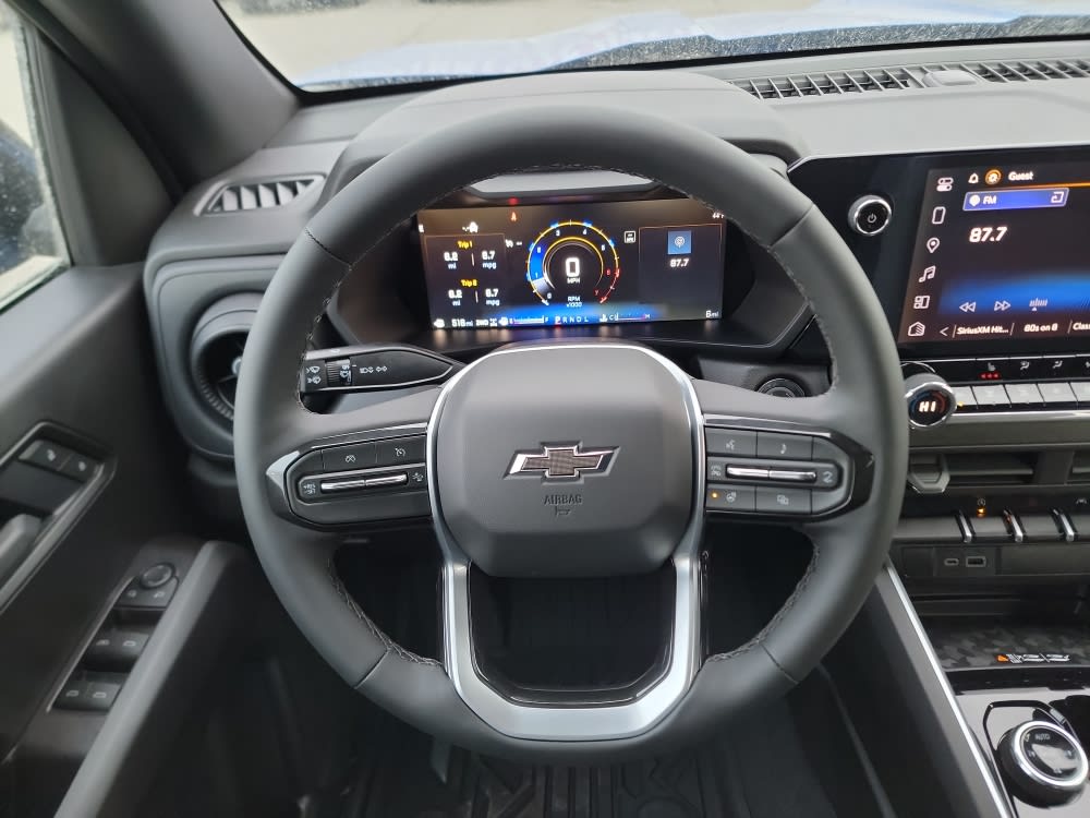 Thumbnail: 2026 Chevrolet Colorado - 2