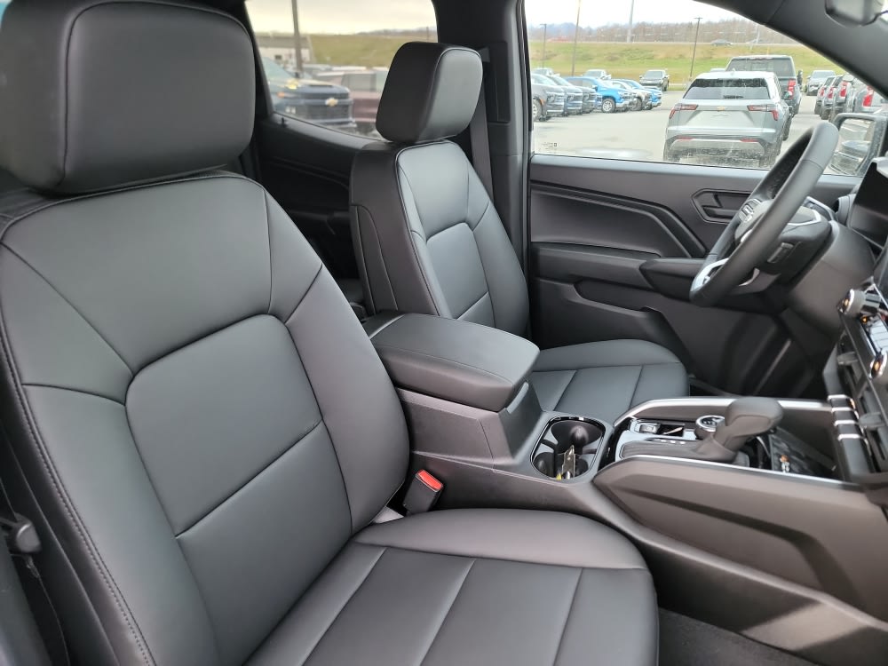 Thumbnail: 2026 Chevrolet Colorado - 11