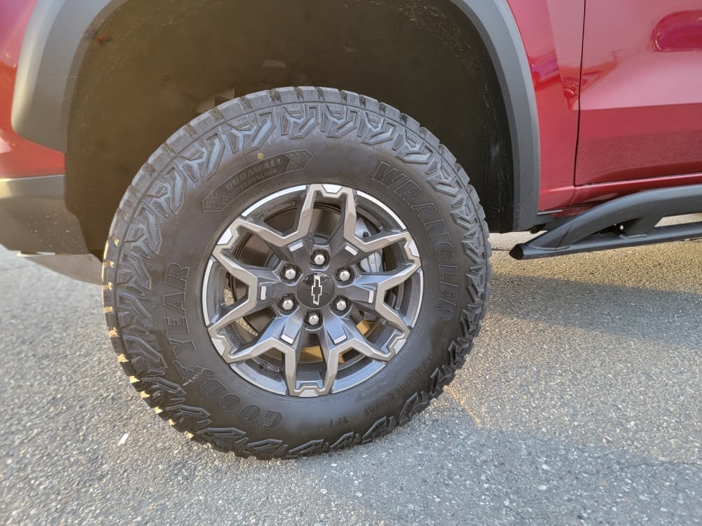 Thumbnail: 2026 Chevrolet Colorado - 8