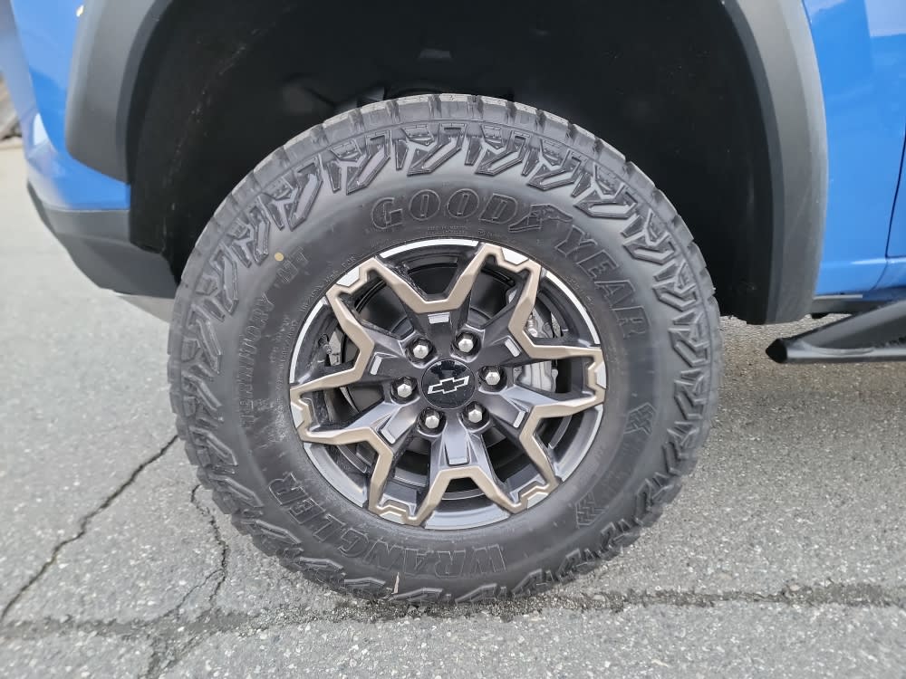 Thumbnail: 2026 Chevrolet Colorado - 8