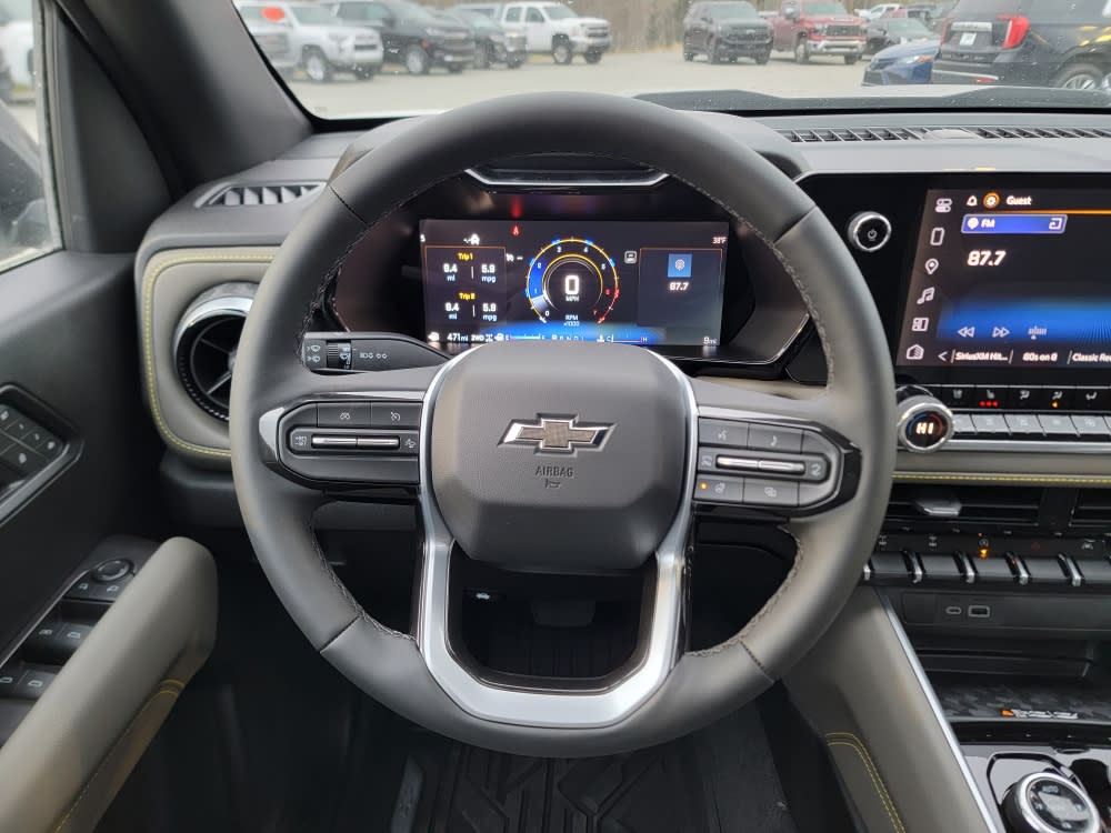 Thumbnail: 2026 Chevrolet Colorado - 2