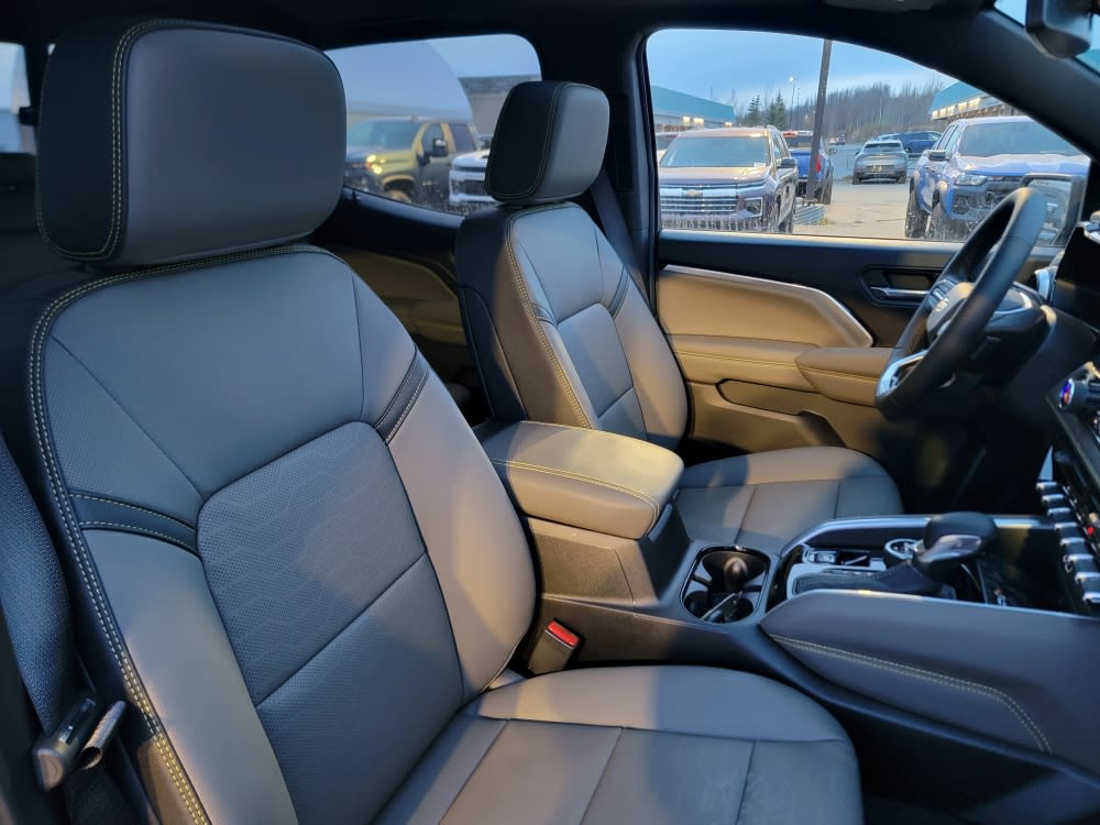 Thumbnail: 2026 Chevrolet Colorado - 11