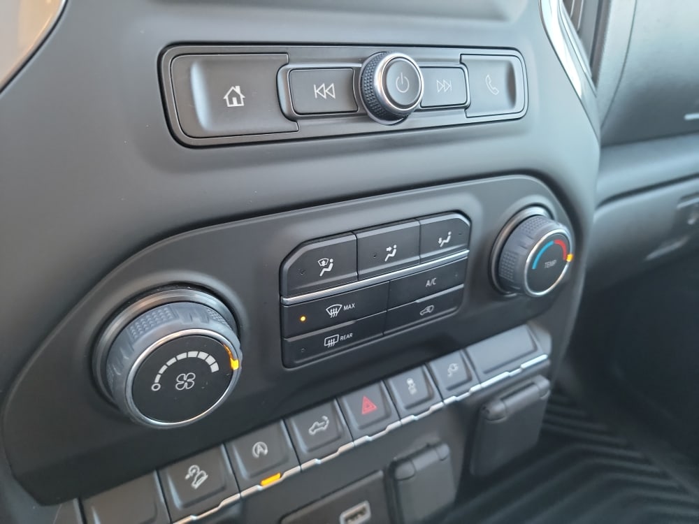 Thumbnail: 2022 Chevrolet Silverado 1500 - 24