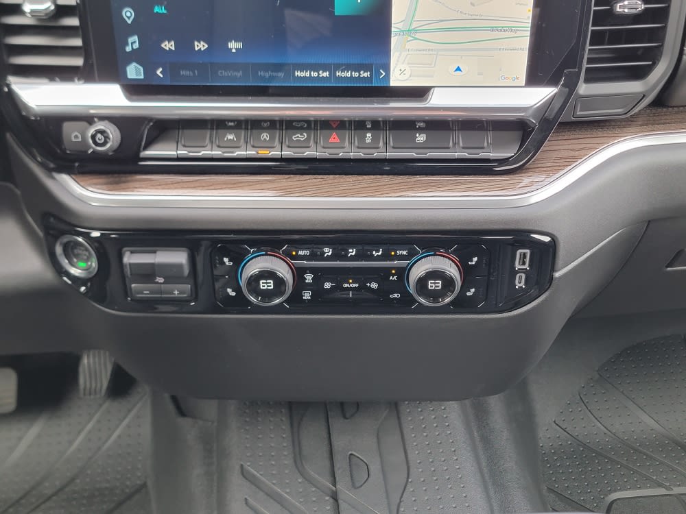 Thumbnail: 2026 Chevrolet Silverado 1500 - 24